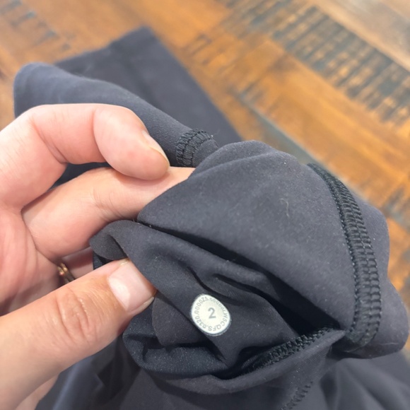 Lululemon wunder train high rise with pockets 25 inch - Picture 3 of 3
